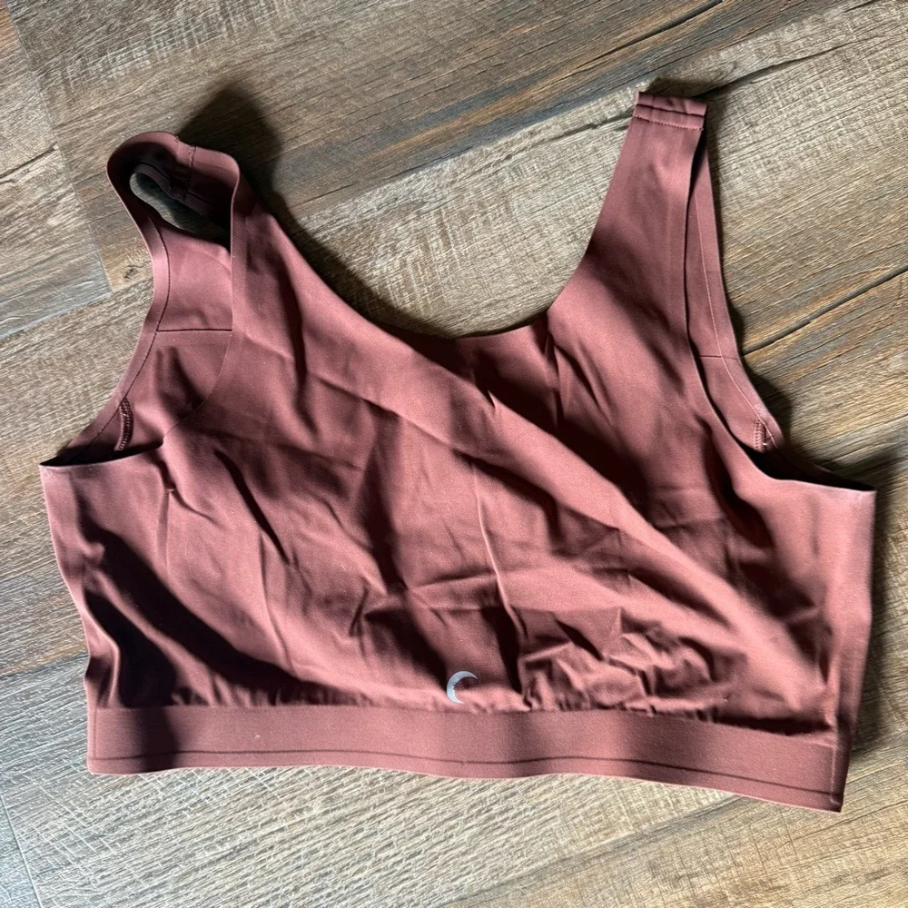 ZYIA Active Coffee Front Zipper Access Sports Bra